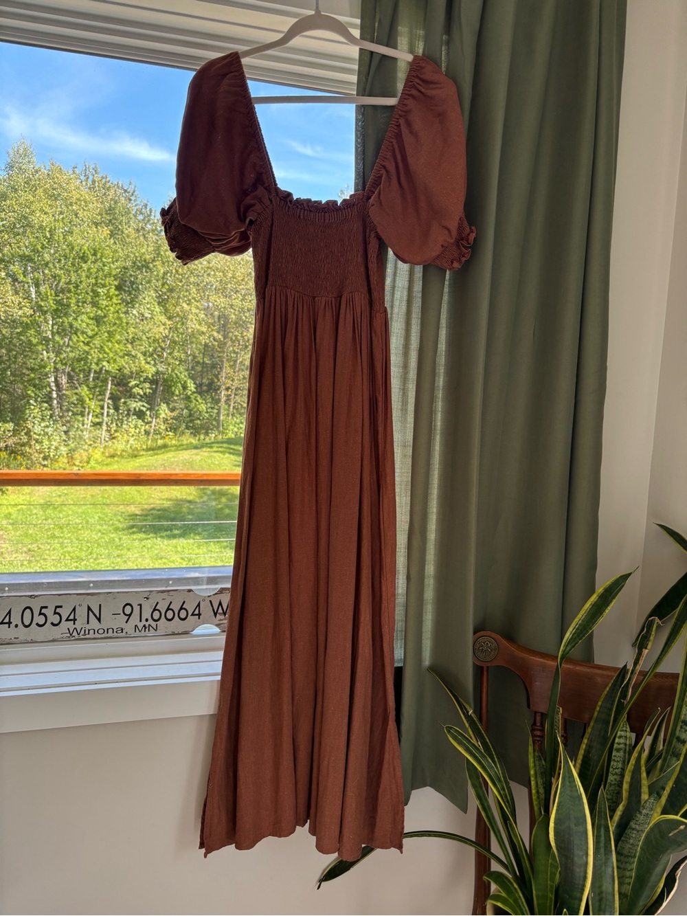 Opia Brown Puff-Sleeve Maxi Dress